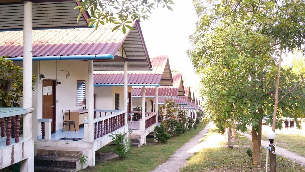 Happy Bungalow Hotel Koh Tao Exterior photo